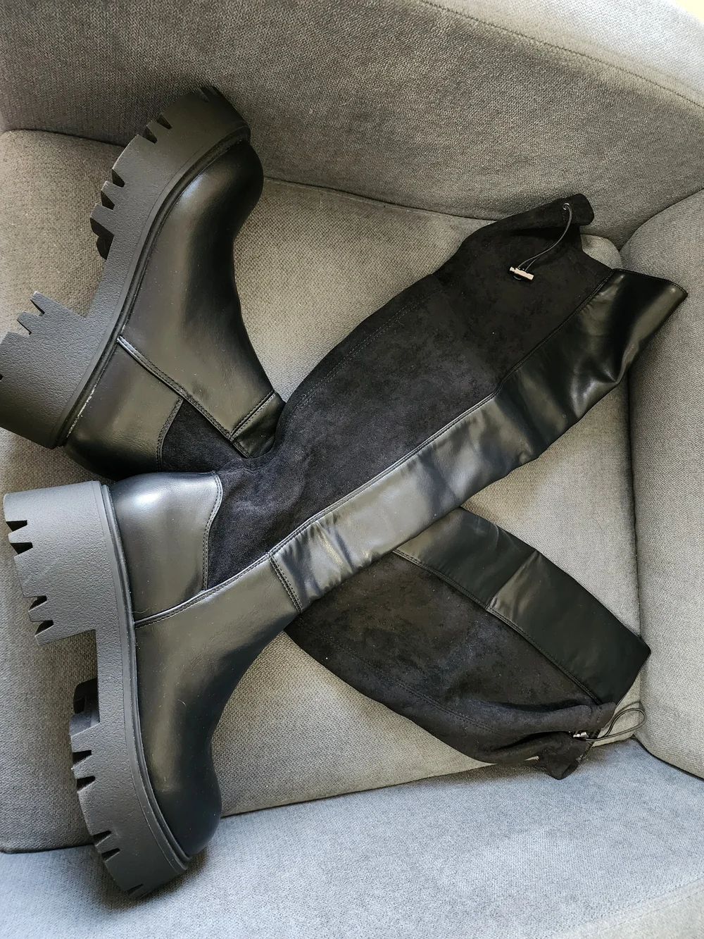 Dream Pairs Black Over-the-Knee Chunky Lug Sole Boots
